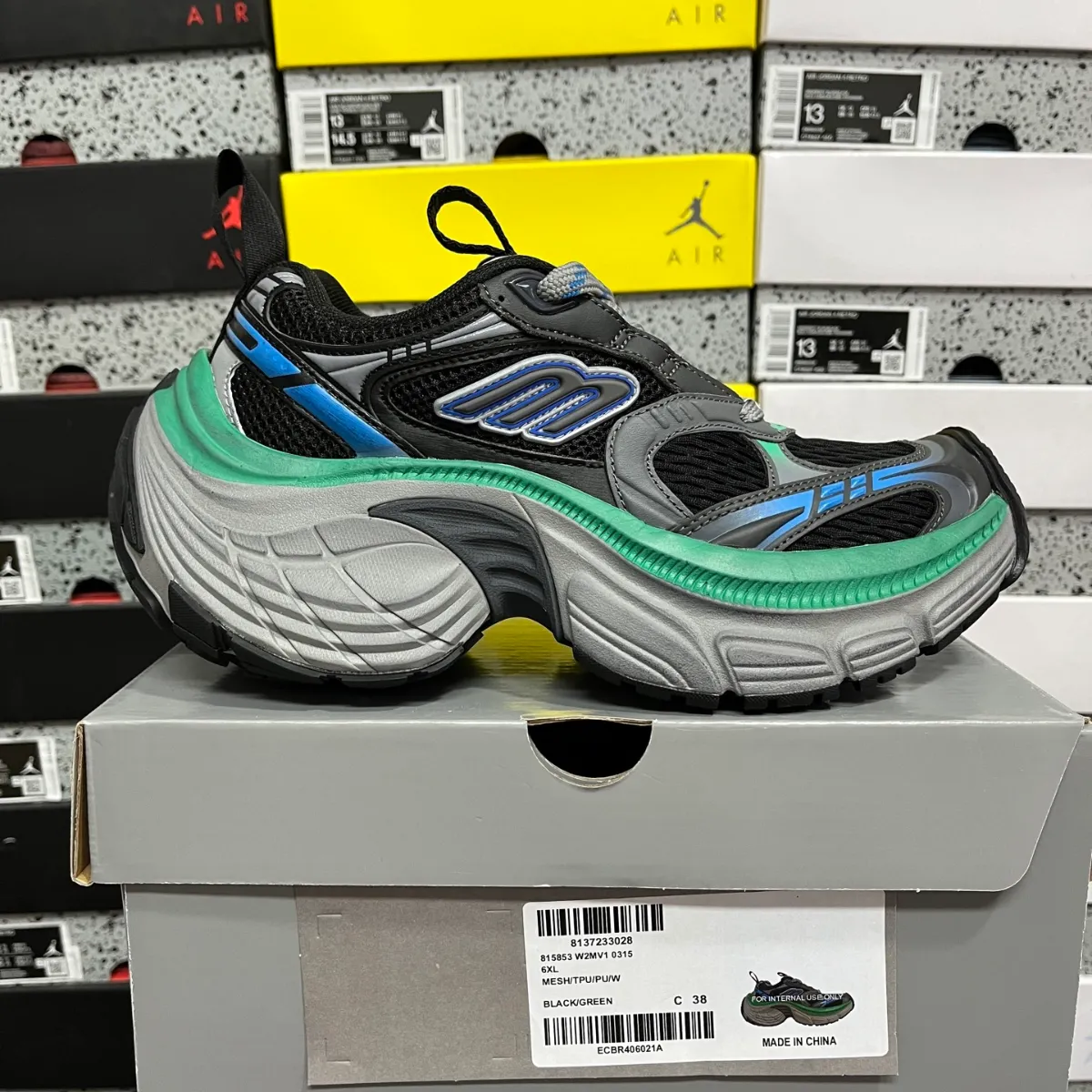 Balenciaga 6xl