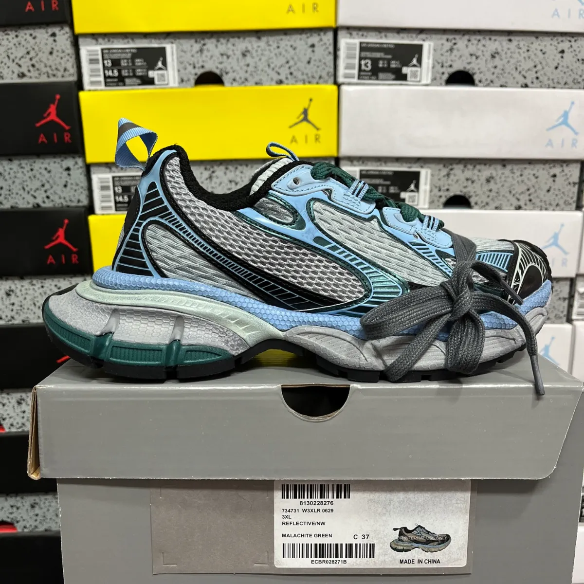 Balenciaga 6xl