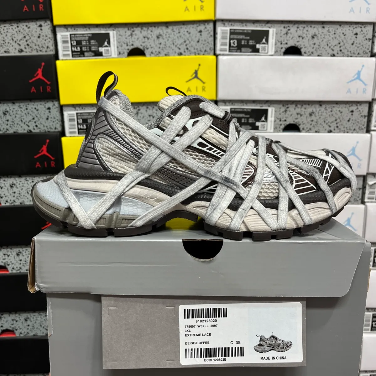 Balenciaga 6xl