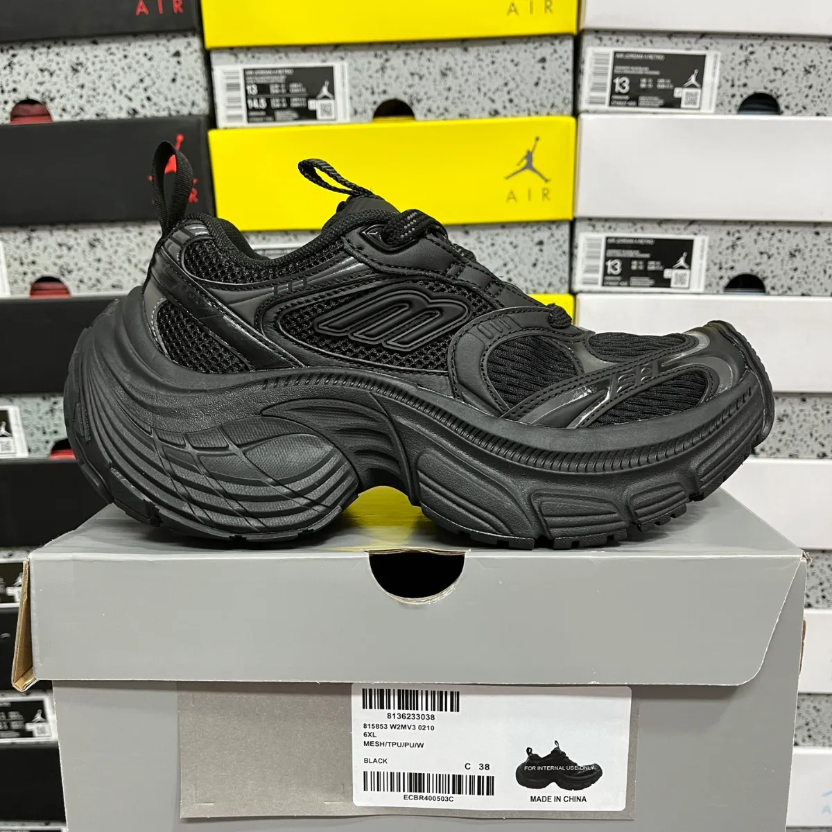 Balenciaga 6xl