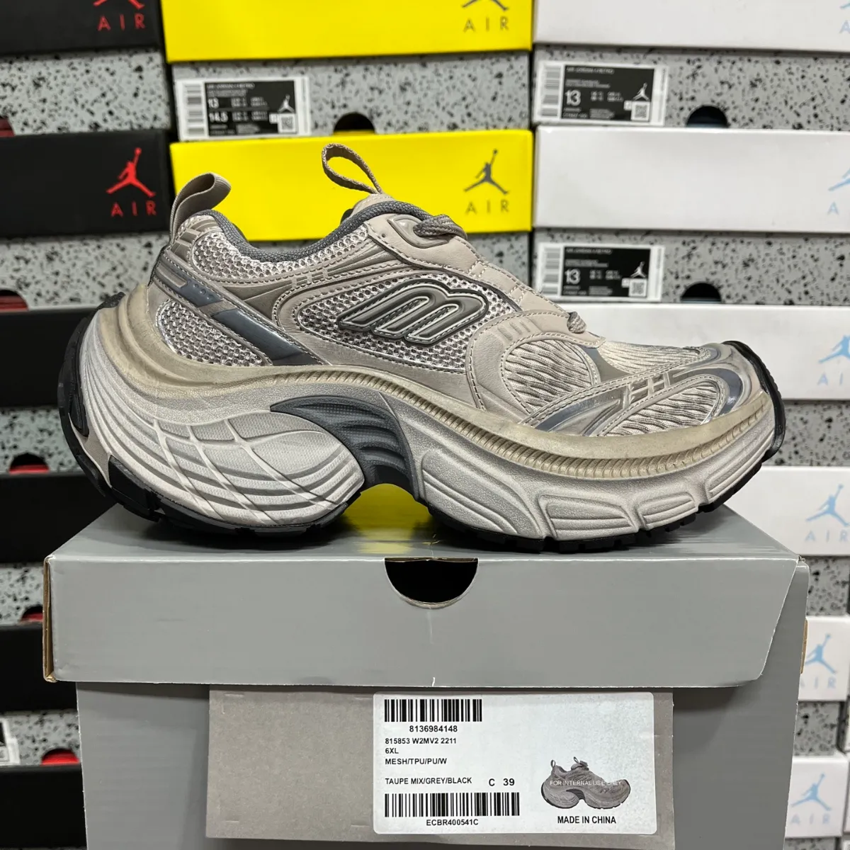 Balenciaga 6xl
