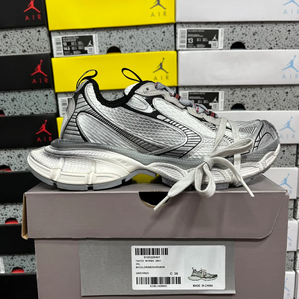 Balenciaga 6xl
