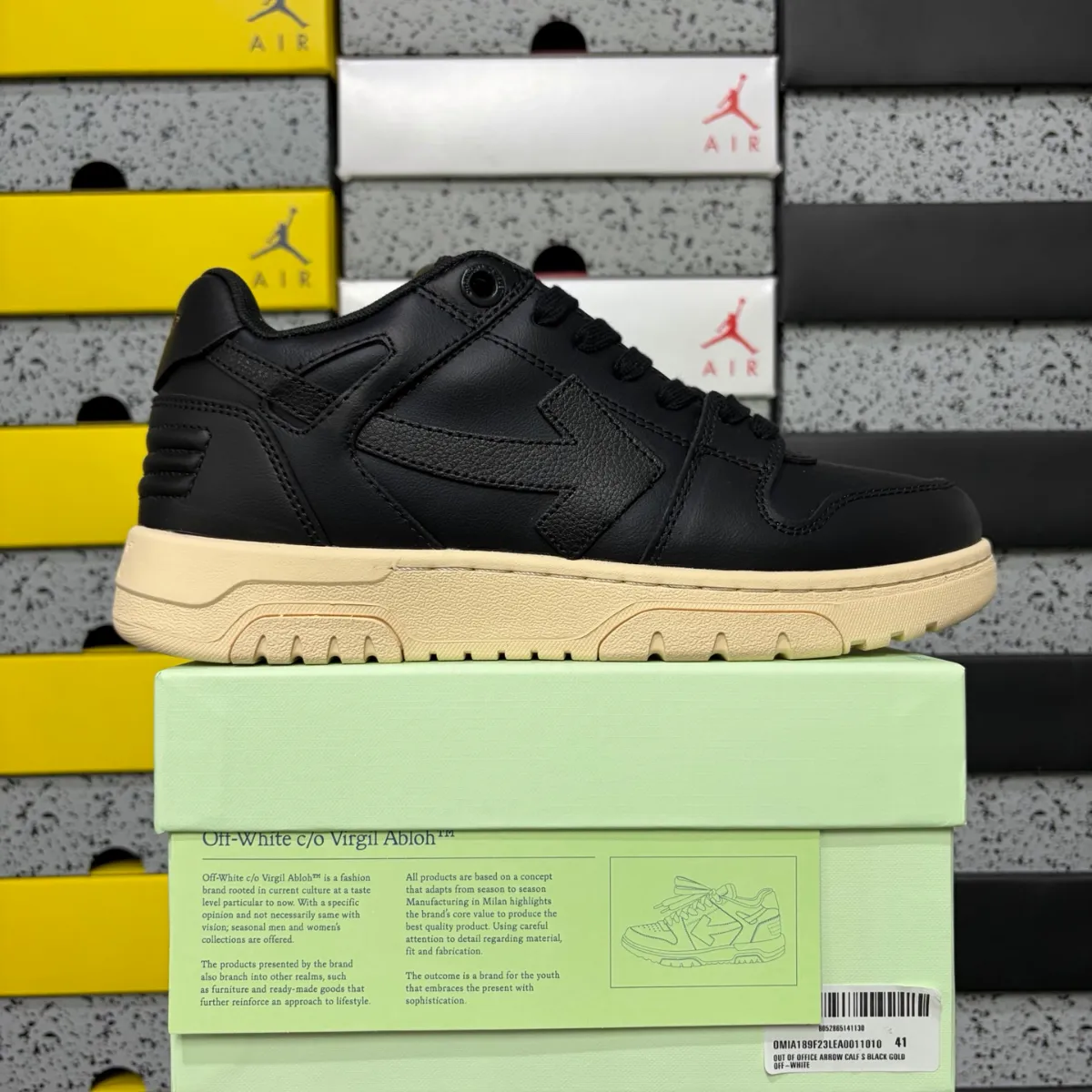 Off-White ''Out Of Office''