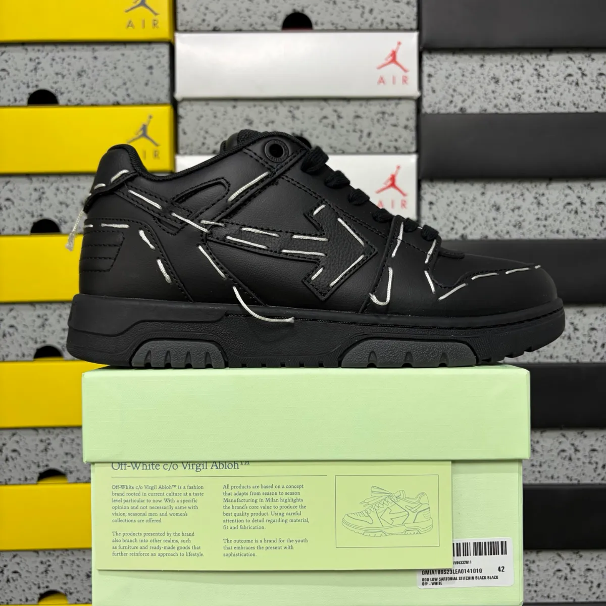 Off-White ''Out Of Office''