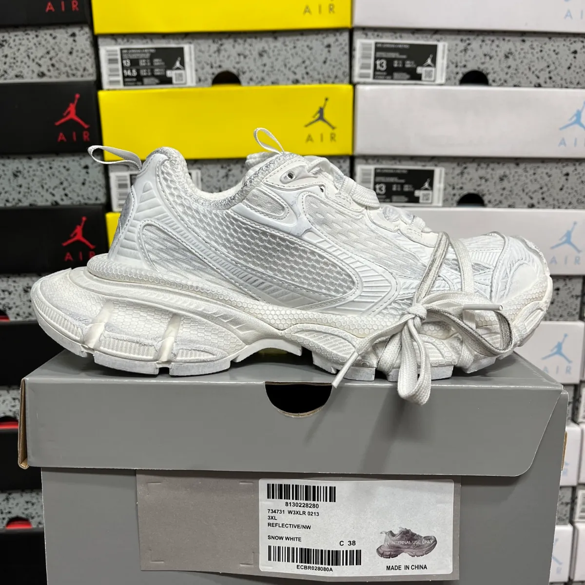 Balenciaga 6xl