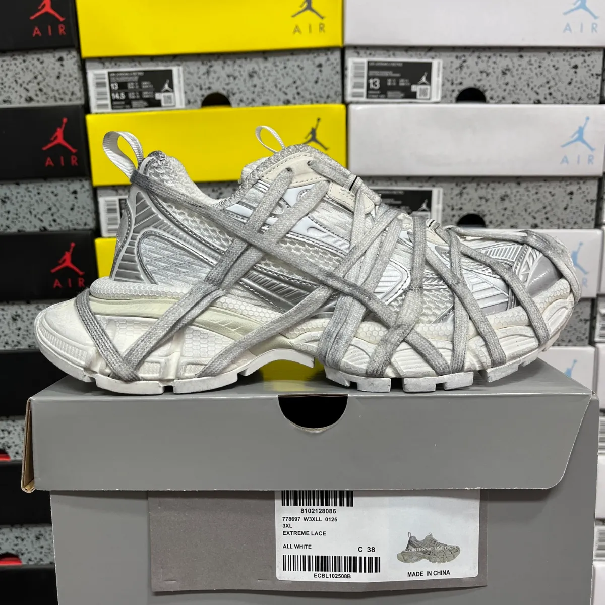 Balenciaga 6xl