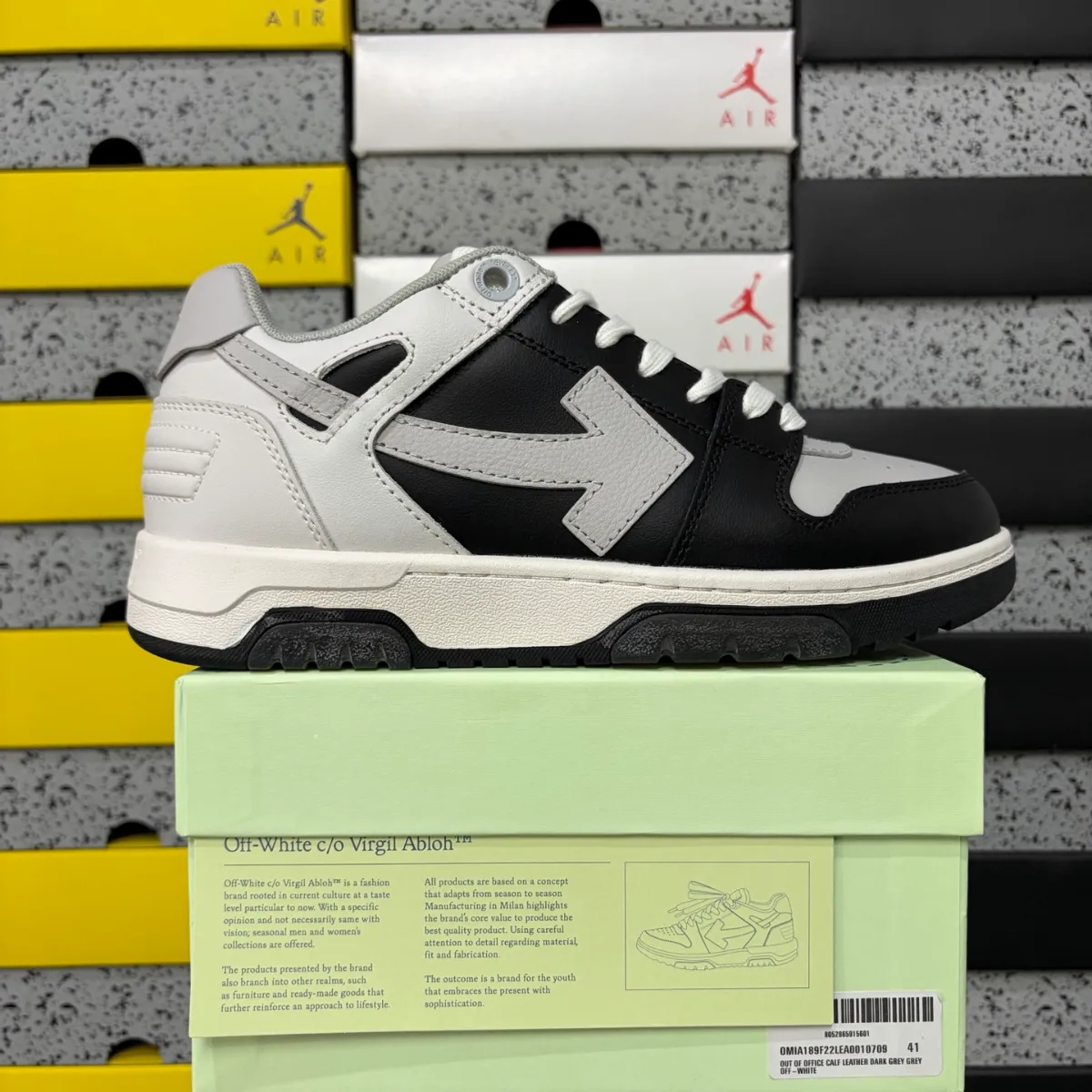 Off-White ''Out Of Office''