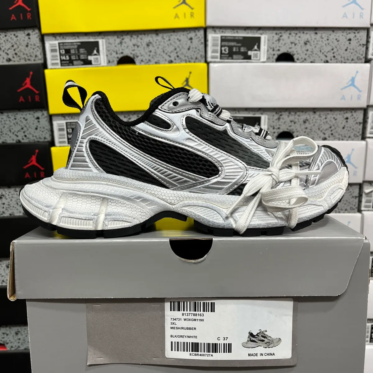 Balenciaga 6xl