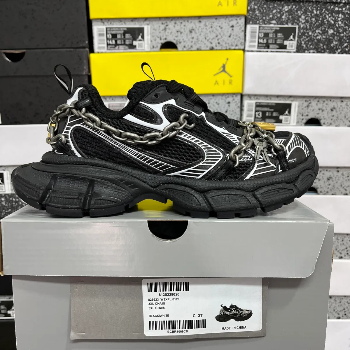 Balenciaga 6xl